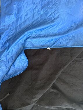 Technical Camping Blanket